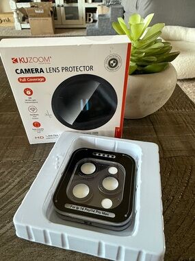 Zoom Black Camera Lens Protector with Silver Accents for iPhone 14 Pro/Pro Max